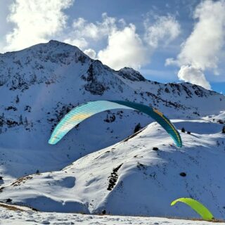 Paragleiten, Schitouren gehen, Winterwandern, das Leben so richtig genießen in den #KitzbühelerAlpen
#Skicircus #Saalbach #Hinterglemm #Leogang #Fieberbrunn
#einfachnurbärig.
#GästehausElisabethFieberbrunn
#FerienwohnungSaalbachFieberbrunn
#PillerseeTal #Fieberbrunn #Tirol
#daWerna