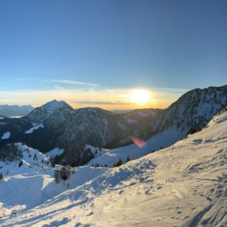 Wir dürfen in dieser wunderschönen Winterlandschaft leben und arbeiten
#einfachnurbärig.
Das Leben genießen in den #KitzbühelerAlpen
#Skicircus #Saalbach #Hinterglemm #Leogang #Fieberbrunn
#GästehausElisabethFieberbrunn
#FerienwohnungSaalbachFieberbrunn
#PillerseeTal #Fieberbrunn #Tirol
#daWerna