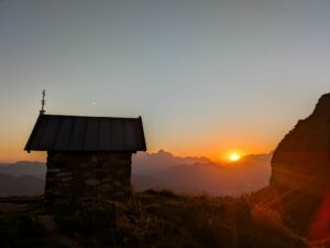 Sonnenaufgang an der Wildseeloderkapelle